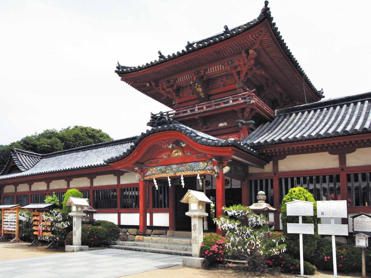 Hotel Ooedo Onsen Monogatari Dogo Matsuyama  Exterior foto