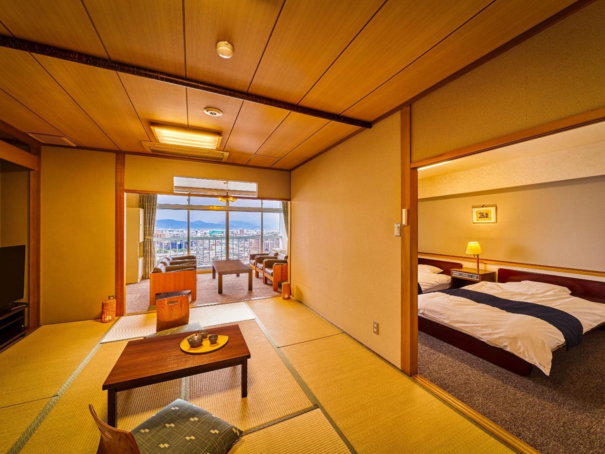 Hotel Ooedo Onsen Monogatari Dogo Matsuyama  Zimmer foto